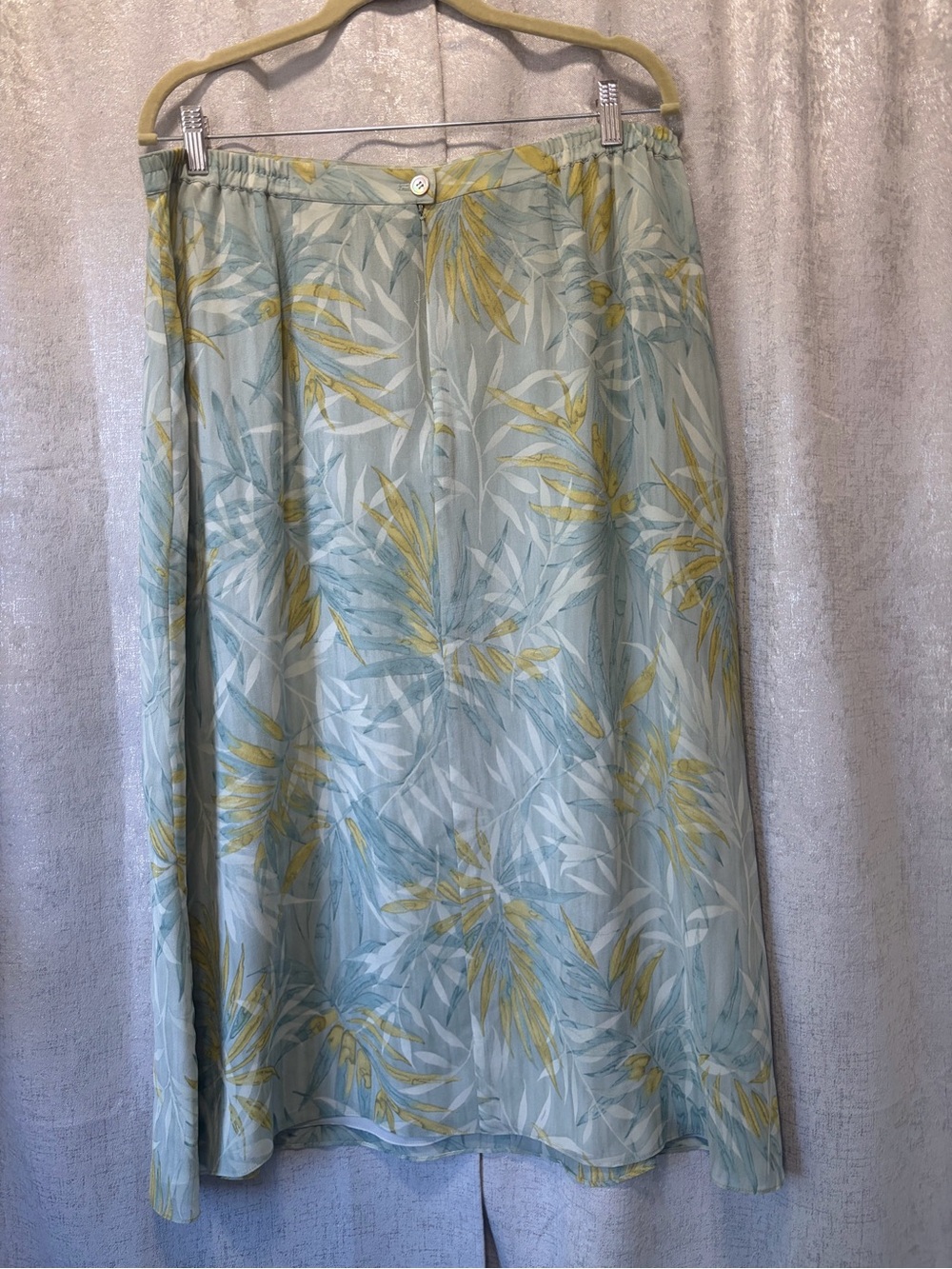 SILK VINTAGE Light Blue Botanical Print Maxi Skirt Yellow Accents DUE per DUE - Picture 10 of 14